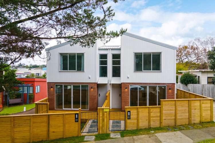 2/61 Glenview Road Glen Eden_1