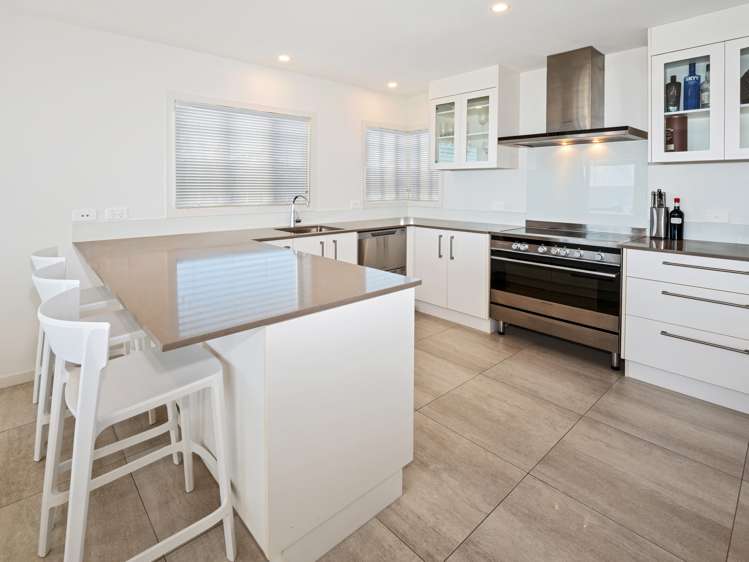 10/199 Papamoa Beach Road Papamoa_8