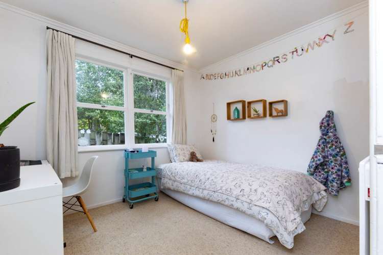 63 Rimutaka Place Titirangi_11