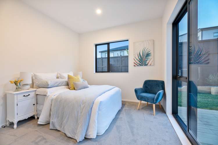 10 Hariata Street Flat Bush_12