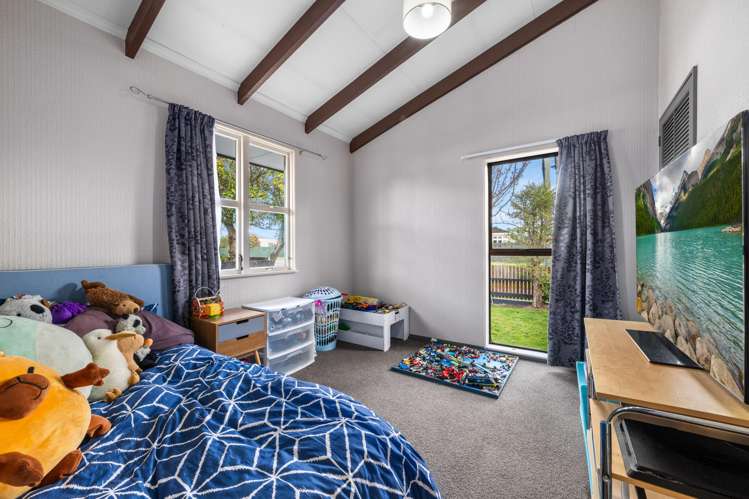 34 and 34A Lakings Road Springlands_5