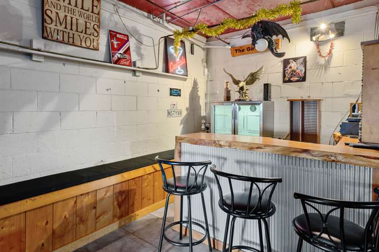 9 French Place Tihiotonga_17