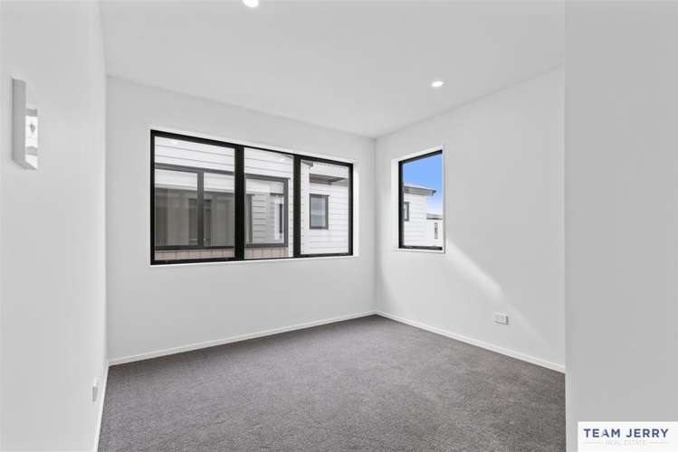 51 Whare Kauri Road Takanini_13