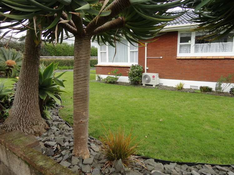 1/63 Rawhiti Road One Tree Hill_2