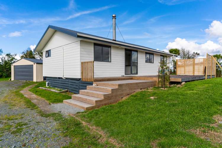 579 Ormiston Road Waipu_17