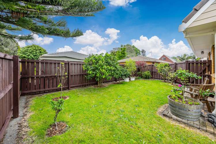 4/17 Ross Martin Court Conifer Grove_14