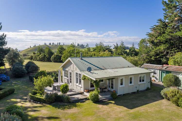 188 Ellerton Valhalla Road Kekerengu_36