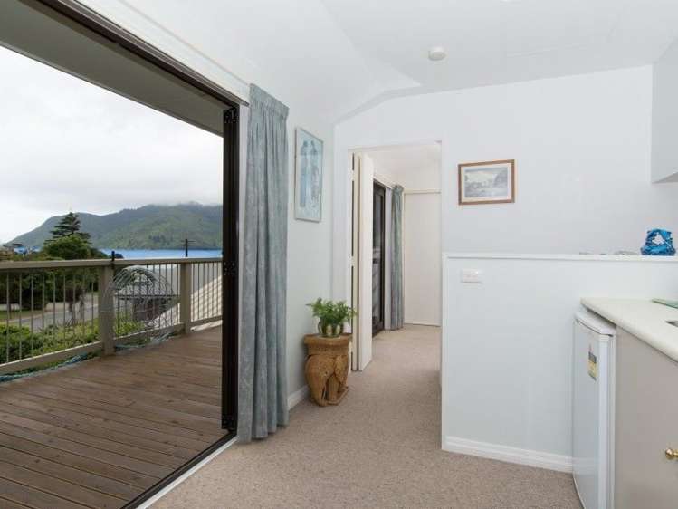 2325 Croisilles-French Pass Road Okiwi Bay_13