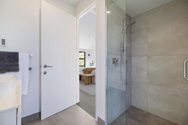 37 Hackett Road Jacks Point_18