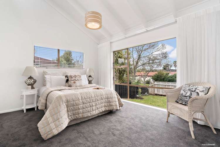 1/3 Bramley Drive Farm Cove_7