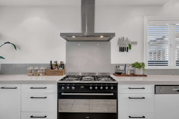 25 Harbour View Road Point Chevalier_11