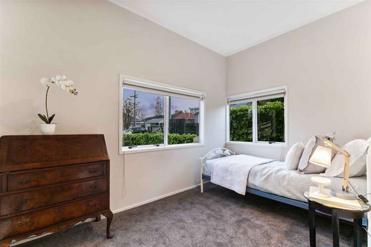 16 Creamer Avenue Belmont_8