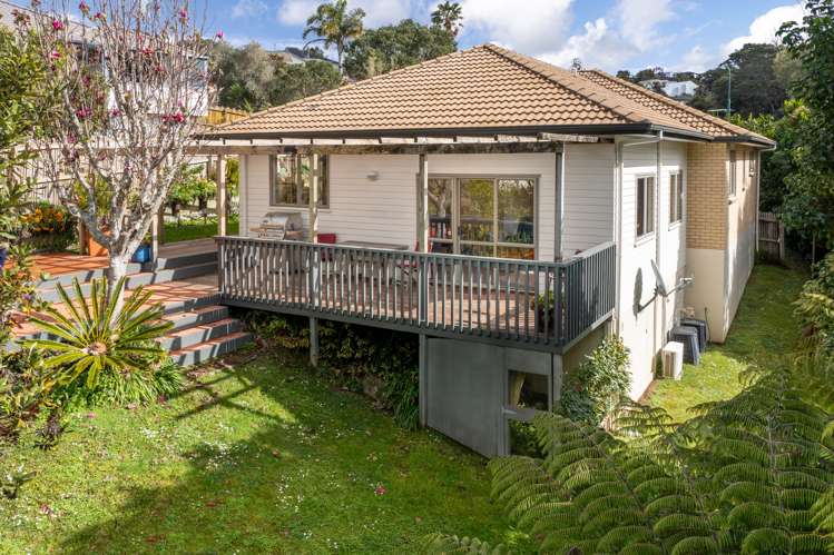 17 Woodridge Avenue Browns Bay_18