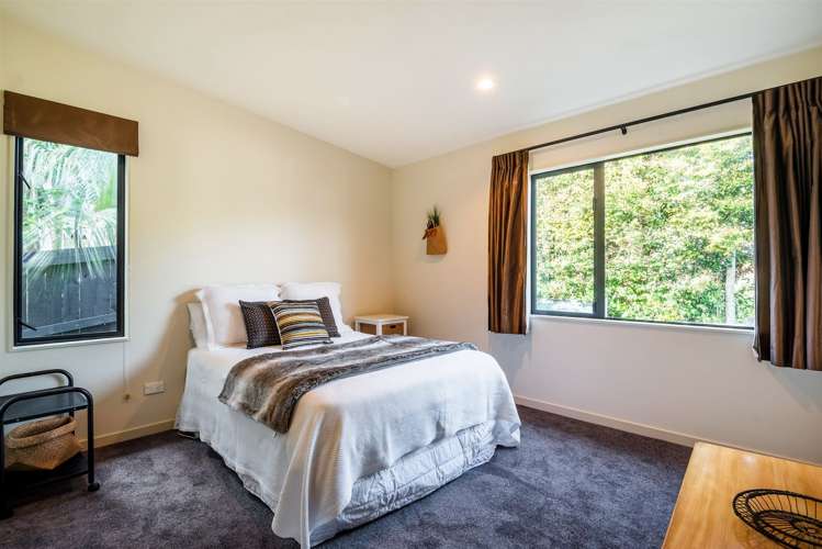 1 Kahikatea Close Campbells Bay_15