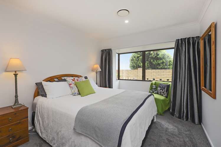 3 Kensington Drive Taradale_15