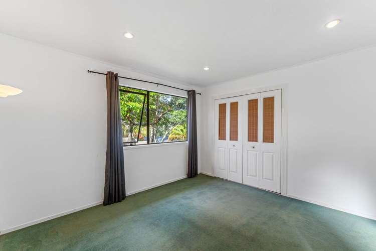 20 Pallister Drive Hillsborough_13