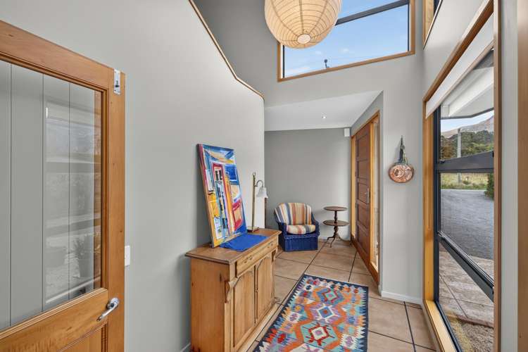481 Marine Drive Charteris Bay_10
