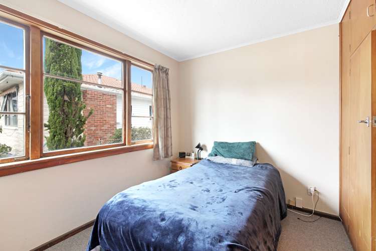 1/42 Parnwell Street Burwood_6