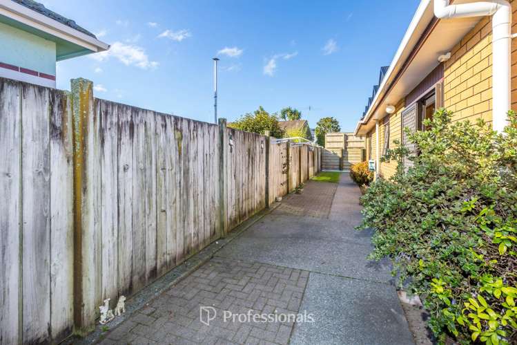 3/28 Logan Street Ebdentown_12