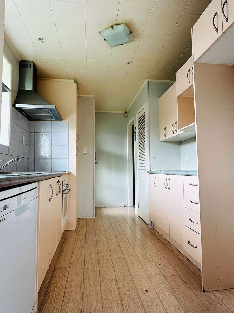 187 Henderson Valley Road Henderson_5