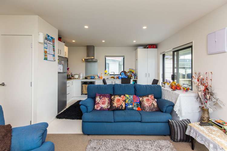 498 Roscommon Road Clendon Park_3