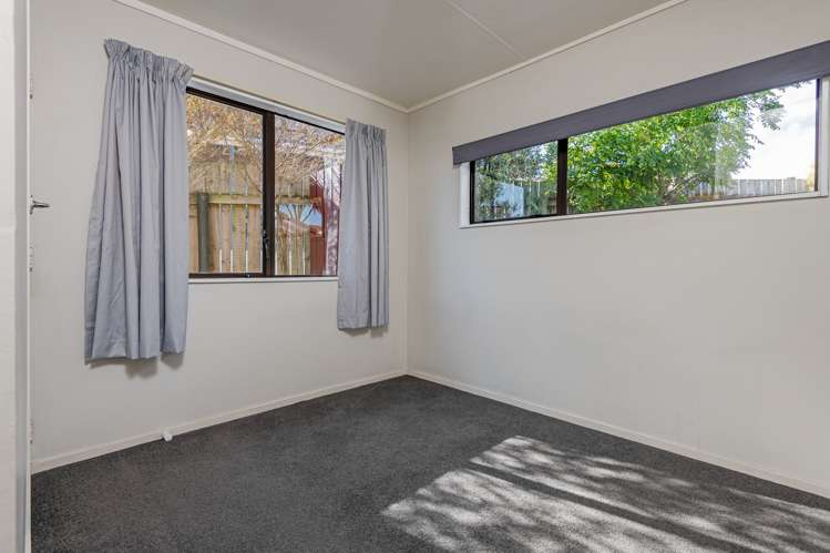 72 Fraser Drive Feilding_7