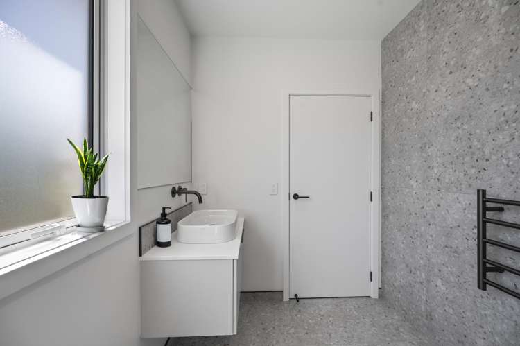 17 Arihi Crescent Frimley_17