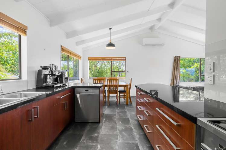 17 Besley Place Acacia Bay_13