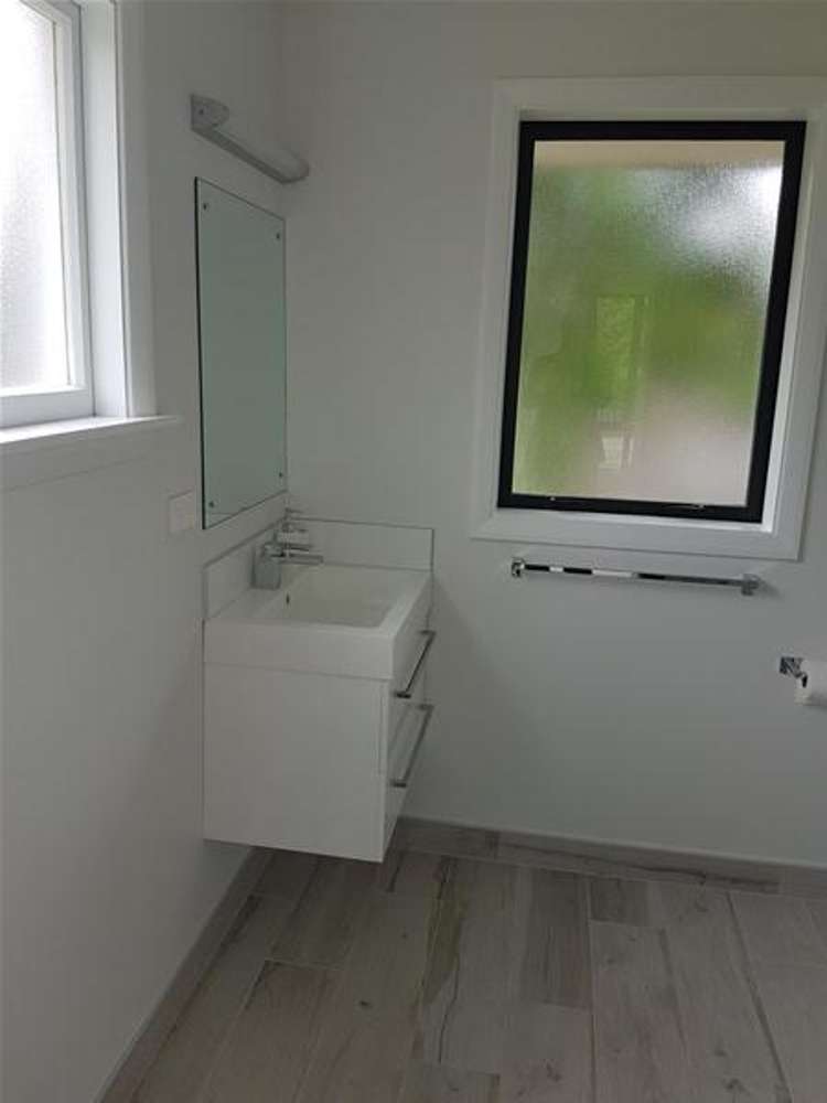 517 Avonhead Road Avonhead_11