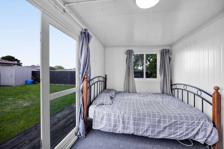 16 Riemenschneider Street Manaia_19