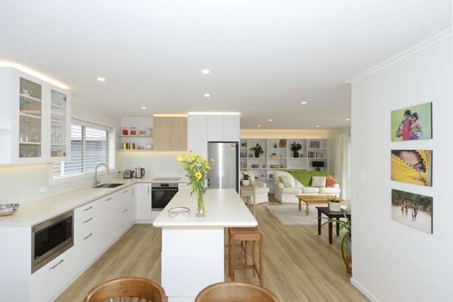 2/11 Ludecke Place Sockburn_1