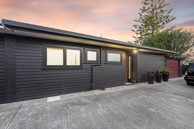 2/44 Waimumu Road Massey_2