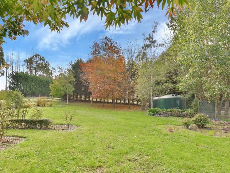 12 Mowatts Road Loburn_17