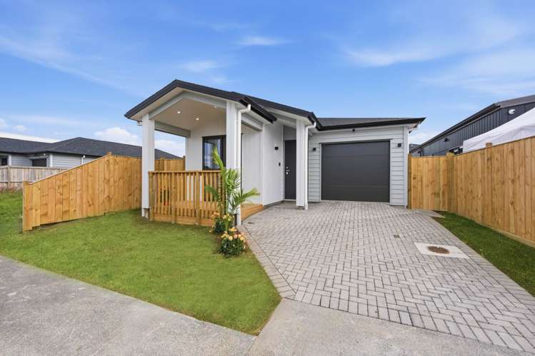 44 Hari Road Karaka_1