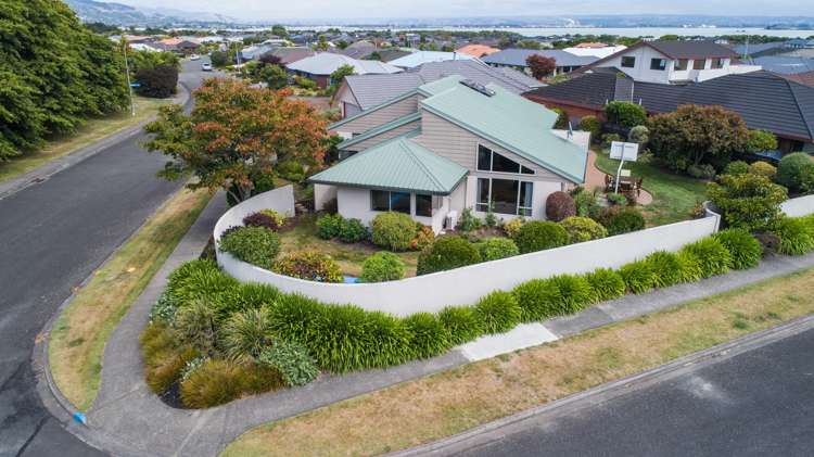 1 Stead Crescent Stoke_0