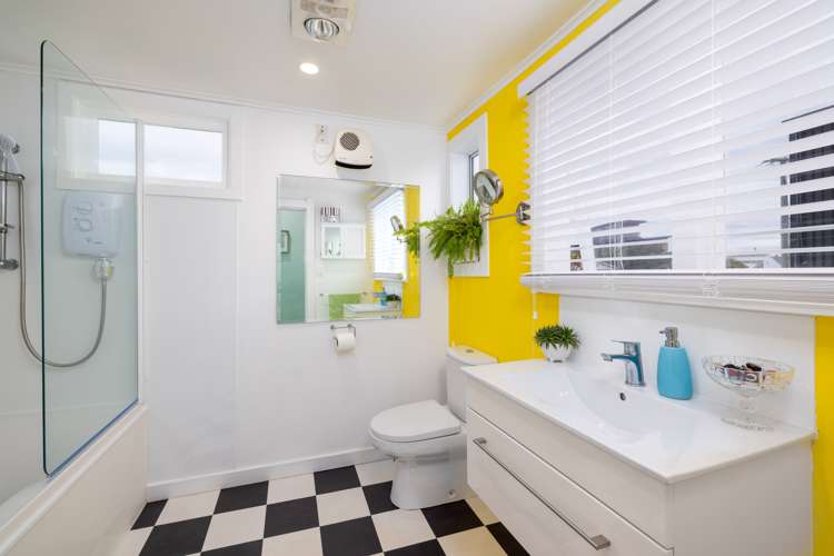 8 Effingham Street North New Brighton_8