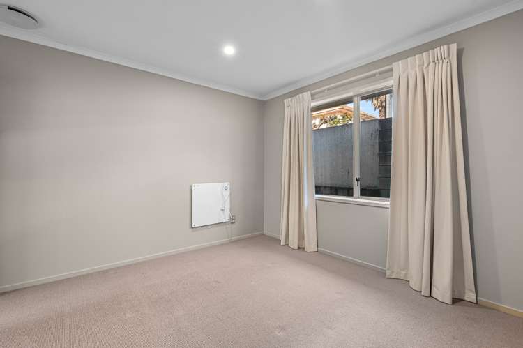 13c Lytton Street Glenholme_14