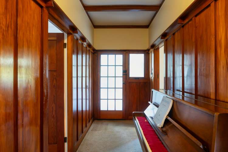 17 Chatham Avenue Mount Albert_12