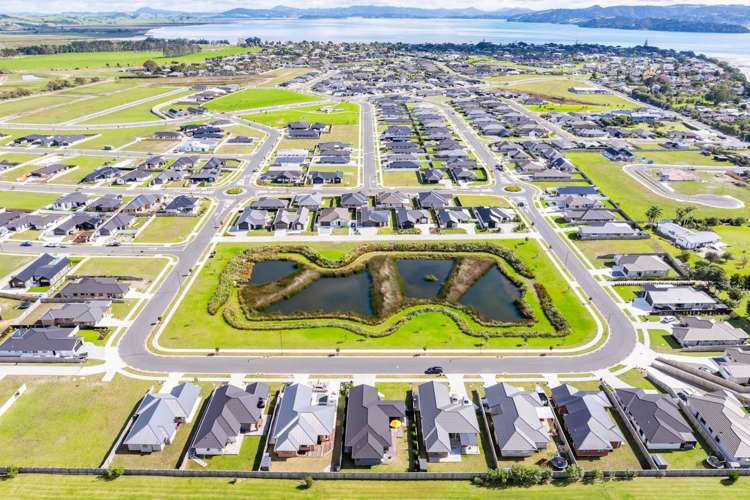 71 Kaurinui Crescent One Tree Point_25