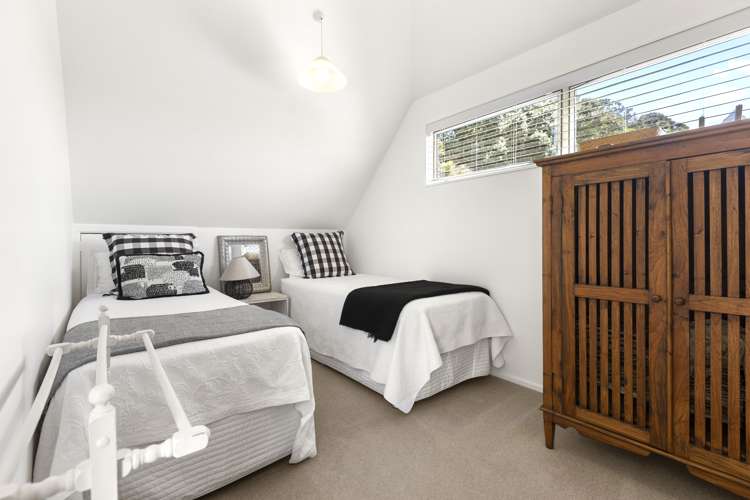 69 Coromandel Road Sandy Bay_24