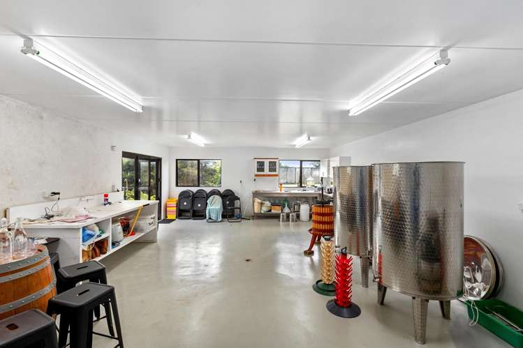76 Brick Bay Drive Sandspit_21