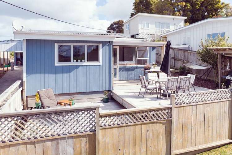 13 Rata Road Stanmore Bay_8