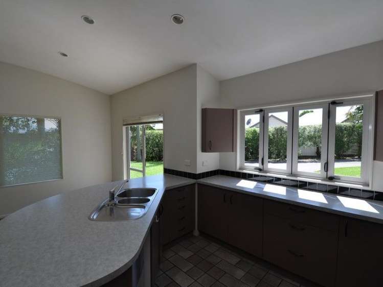 104 The Yardarm Pauanui_12