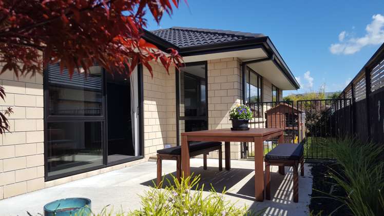 32 Pengover Avenue Leamington_7