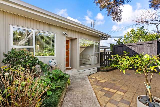 1/174 Birkdale Road Birkdale_3