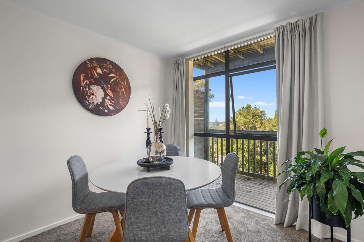 6/61A Birkdale Road_5