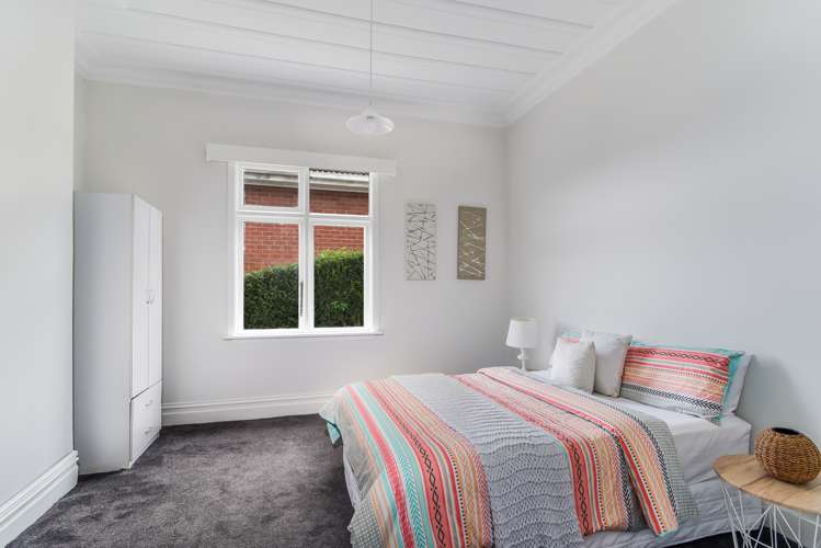 17 Riselaw Road Calton Hill_9