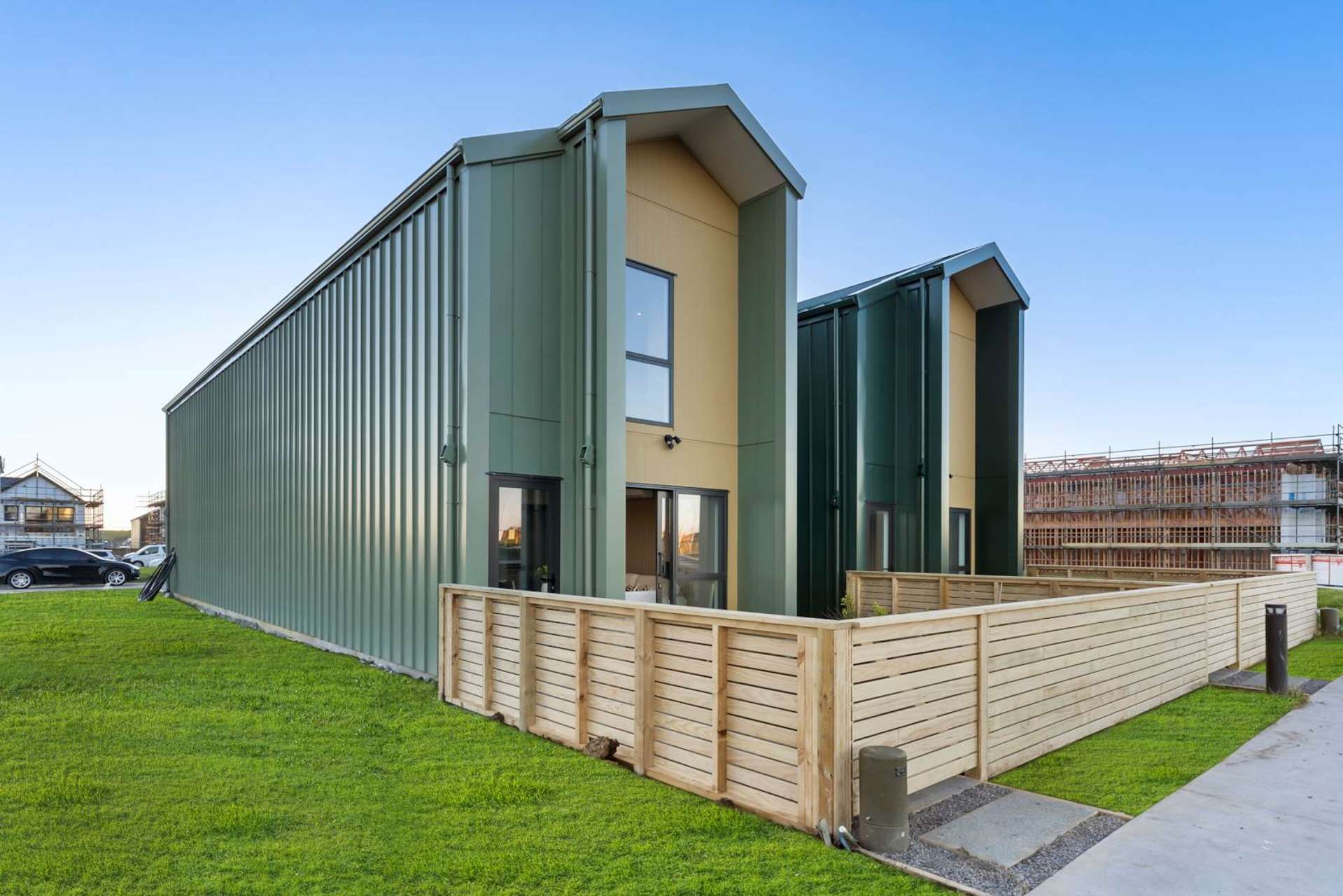 31 Karaka Village Parade Karaka_0