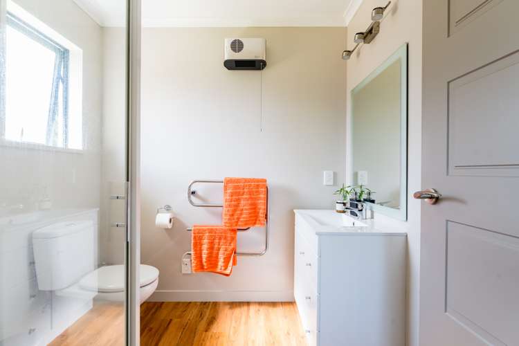 232 Gladstone Road North Mosgiel_13