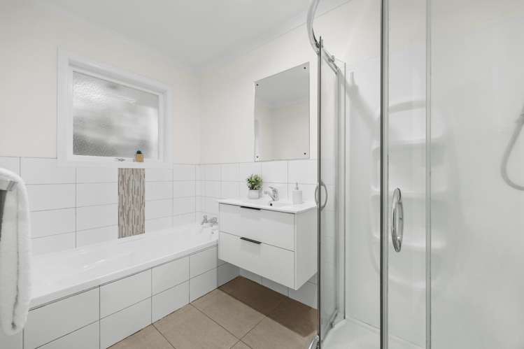 17 Downsview Road Pakuranga Heights_14